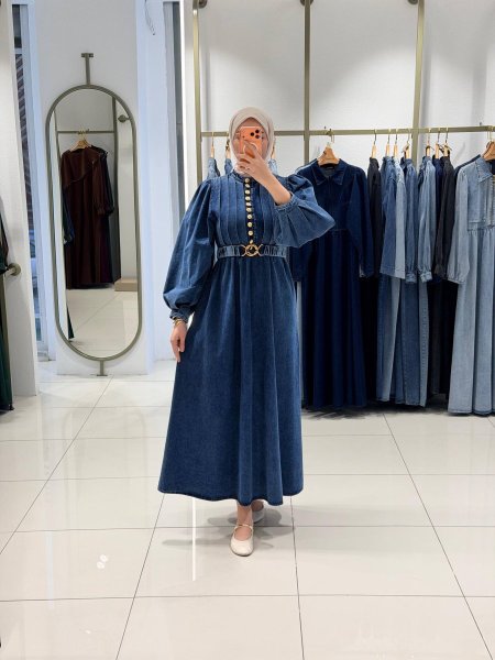 فستان جينز مقلم مع حزام