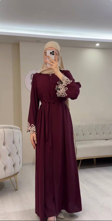 عباي تطريز على الأكمام قطعة واحدة