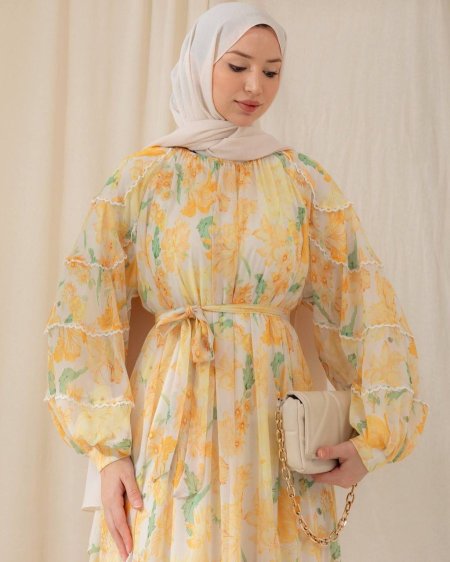 فستان شيفون مورد مع دانتيل على الاكمام والفستان  (مبطن)