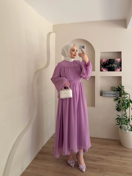 بنفسجي فاتح